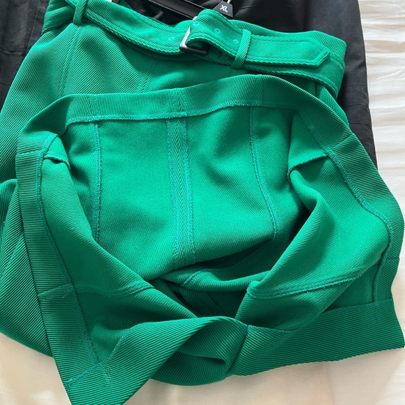 Ann Taylor Green Belted Seamed Pencil Skirt - Picture 3 of 5